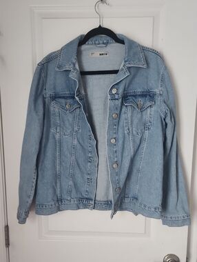 Topshop Light Blue Denim Jacket - Classic Button-Front Jean Jacket